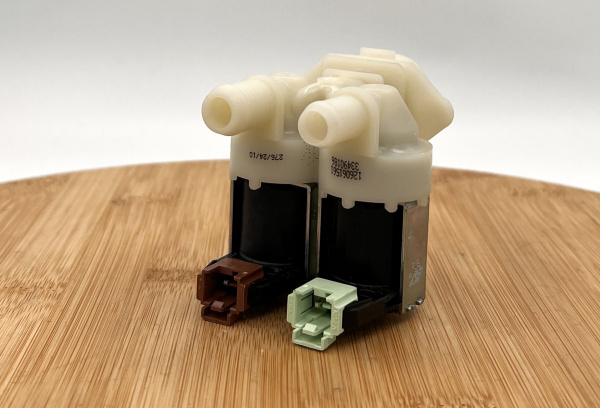 Клапан подачи воды (КЭН) Electrolux, Zanussi 50297055001 ,1325186110 VAL022ZN